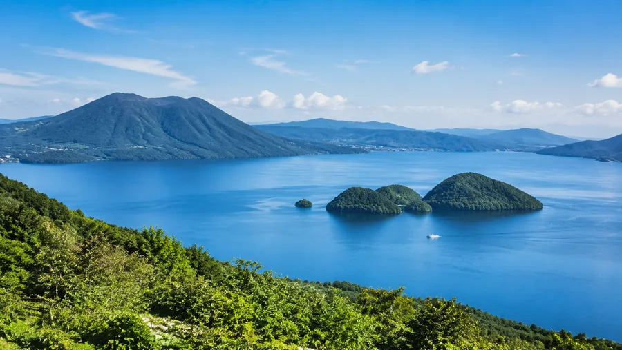 lake toya